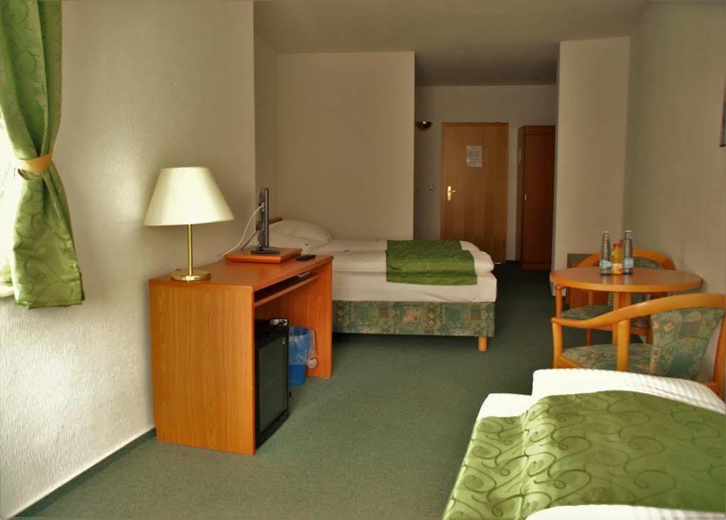Hotel Abtshof هالبيرشتادت المظهر الخارجي الصورة